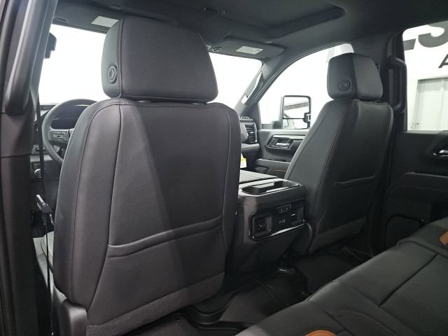 2026 GMC Sierra 2500HD AT4 - Photo 17