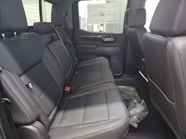 2026 GMC Sierra 1500 SLT - Photo 15