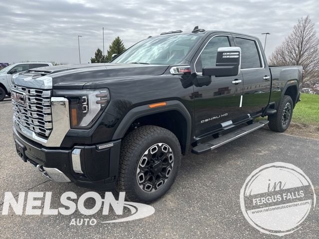 2026 GMC Sierra 4WD Crew Cab Standard Box Denali's photo