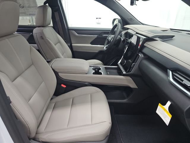 2026 GMC Acadia Elevation - Photo 12