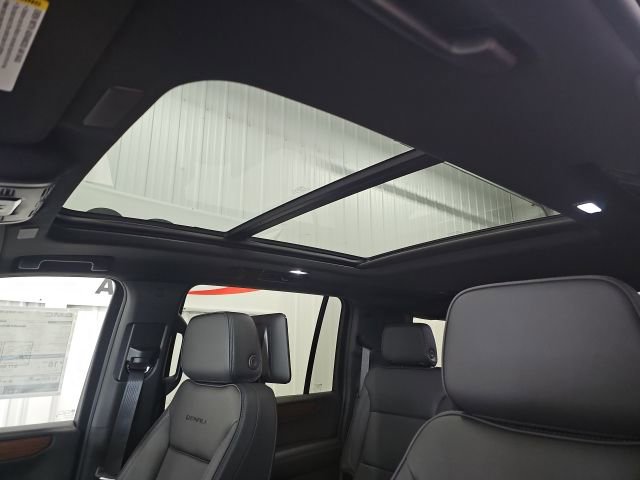 2026 GMC Yukon XL Denali - Photo 36