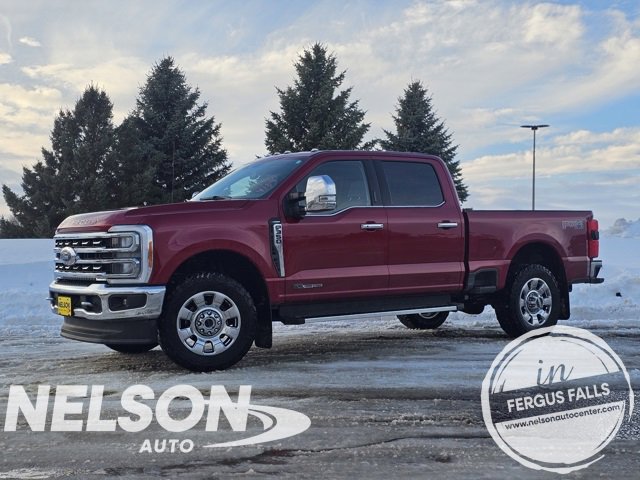 2023 Ford F-350 Super Duty Lariat's photo