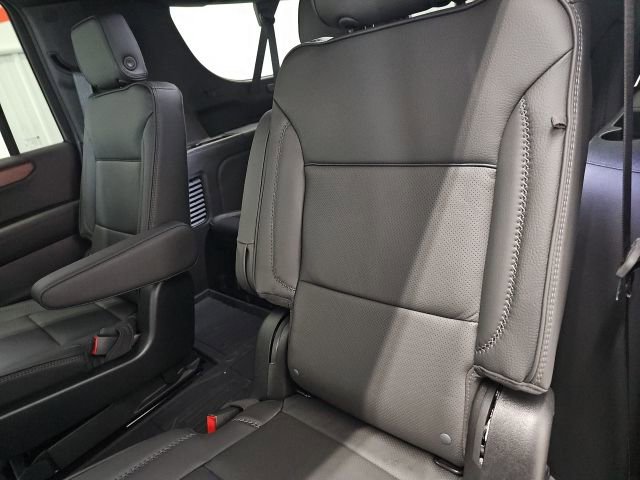 2026 GMC Yukon XL Denali - Photo 21