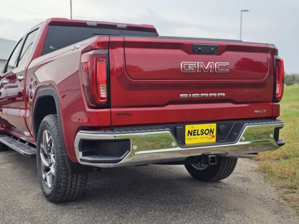 New 2026 GMC Sierra 1500 SLT Truck