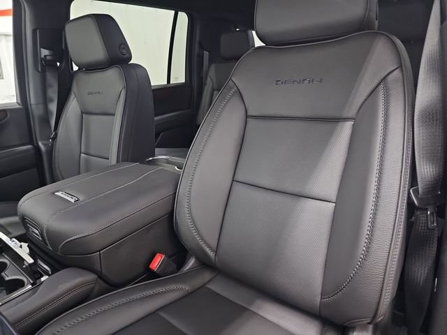 2026 GMC Yukon XL Denali - Photo 41