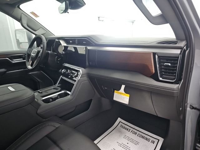 2026 GMC Sierra 3500HD Denali - Photo 11