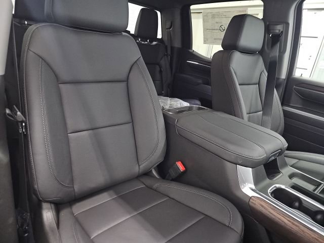 2026 GMC Sierra 1500 SLT - Photo 13