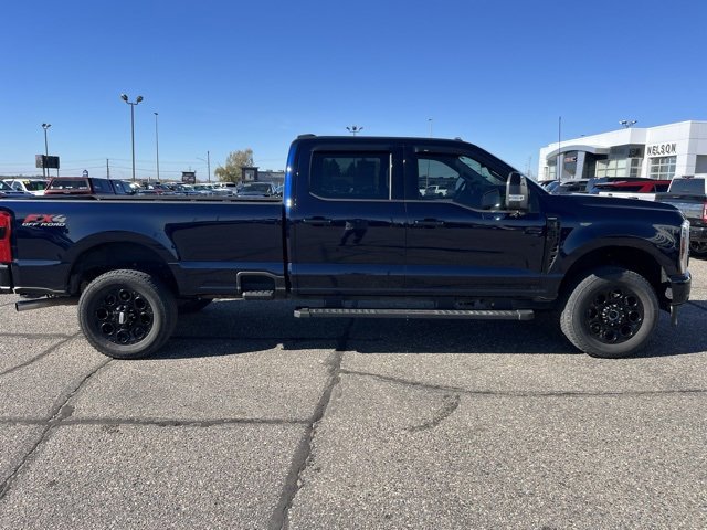 2025 Ford F-350 Lariat photo 4