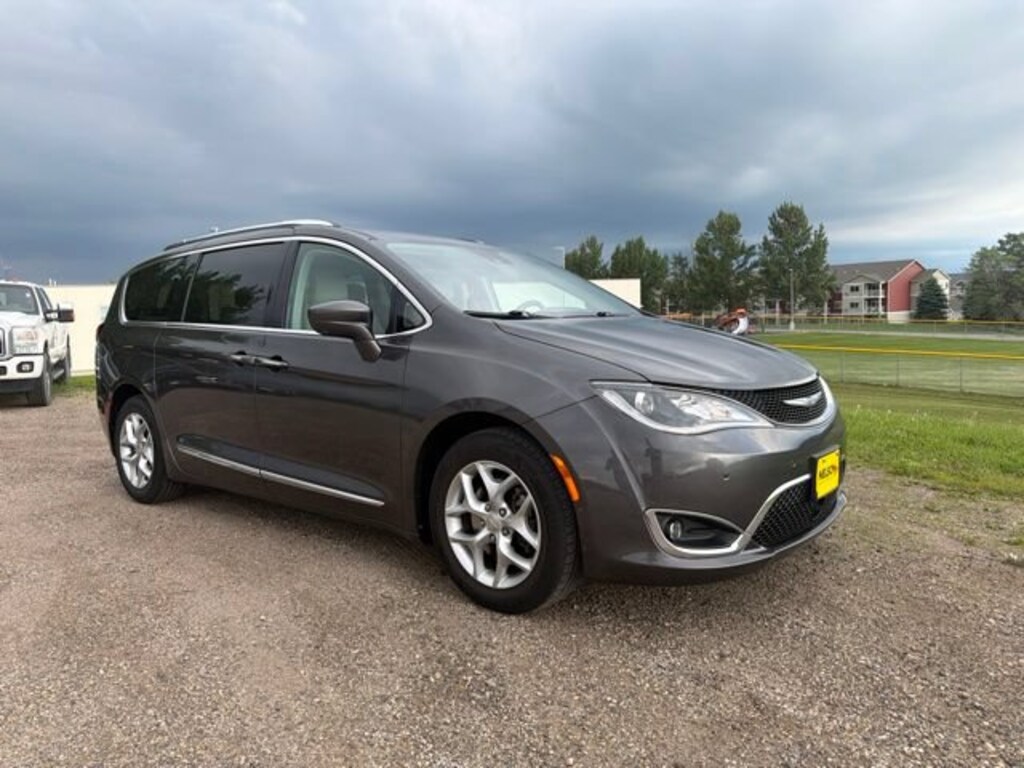 Used 2018 Chrysler Pacifica Touring L Plus Van
