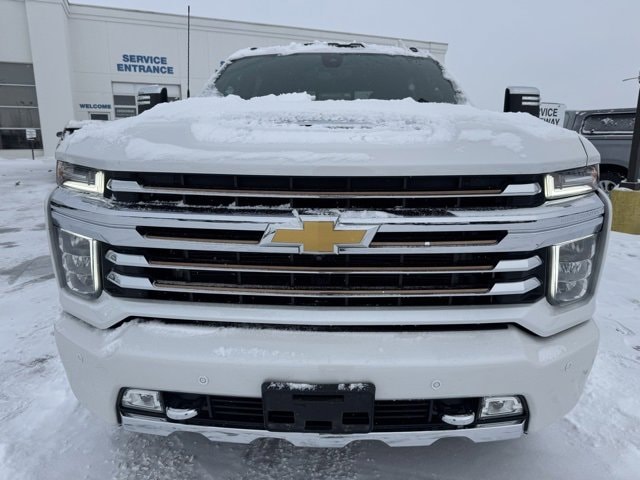 Used 2022 Chevrolet Silverado 3500HD High Country with VIN 1GC4YVEY1NF325427 for sale in Fergus Falls, Minnesota