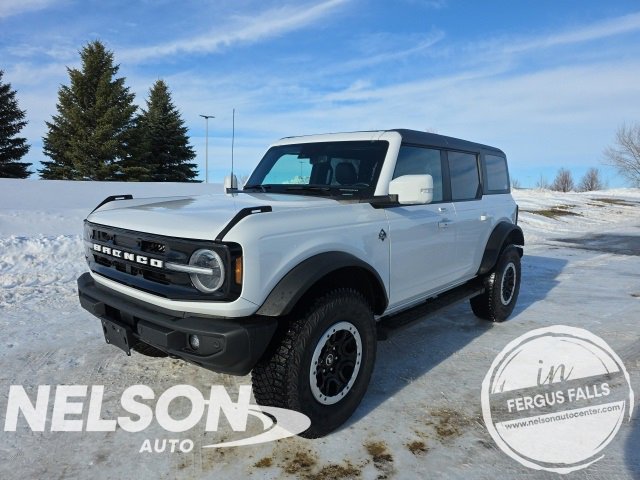 2022 Ford Bronco 4-Door Outer Banks's photo