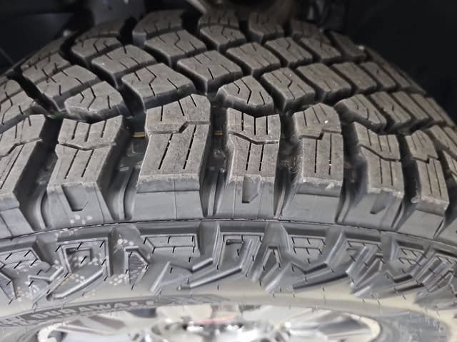 2026 GMC Sierra 1500 AT4X - Photo 26
