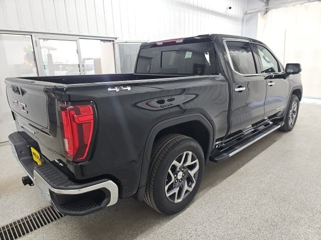 2026 GMC Sierra 1500 SLT - Photo 7