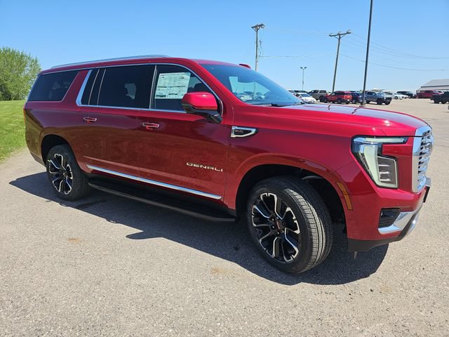 2026 GMC Yukon XL Denali - Photo 7