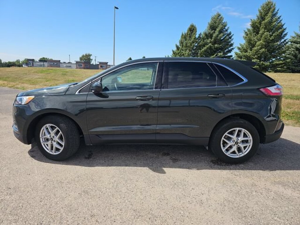 Used 2024 Ford Edge SEL SUV