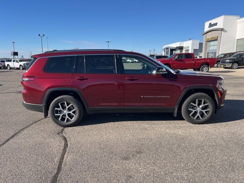 Used 2023 Jeep Grand Cherokee L Limited SUV