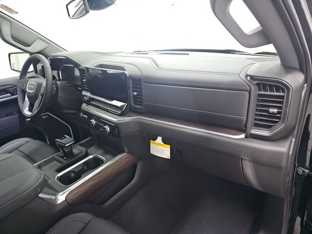 2026 GMC Sierra 1500 SLT - Photo 11