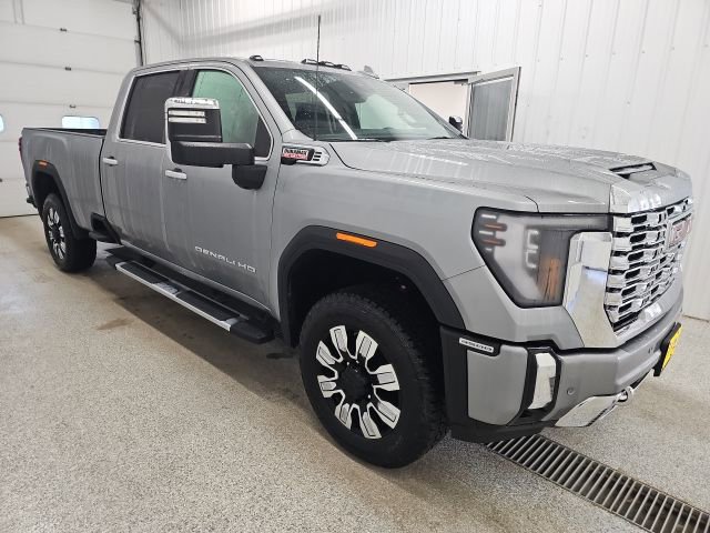 2026 GMC Sierra 3500HD Denali - Photo 6