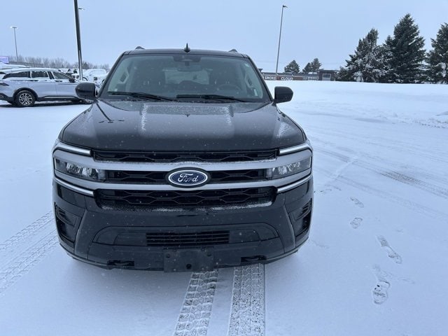 2022 Ford Expedition XLT photo 3