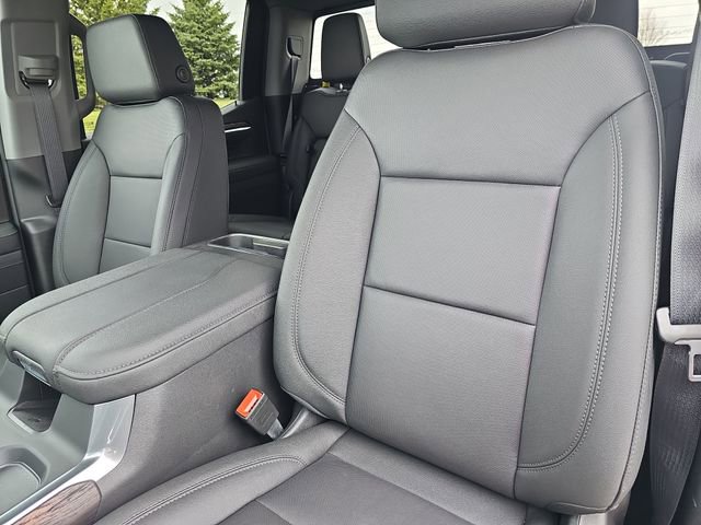 2026 GMC Sierra 1500 SLT - Photo 38