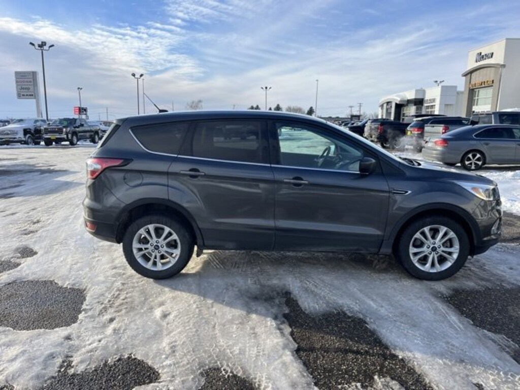 Used 2017 Ford Escape SE SUV