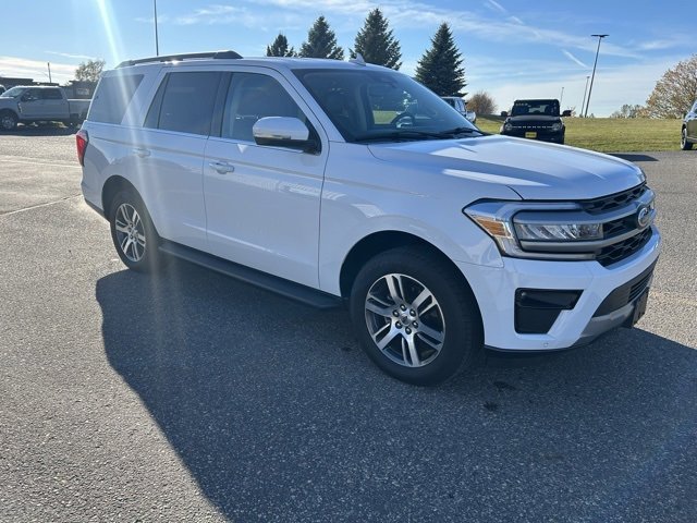 2024 Ford Expedition XLT photo 3