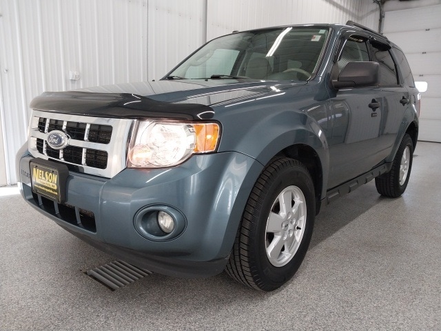 Used 2011 Ford Escape XLT with VIN 1FMCU0DG9BKC70369 for sale in Fergus Falls, Minnesota