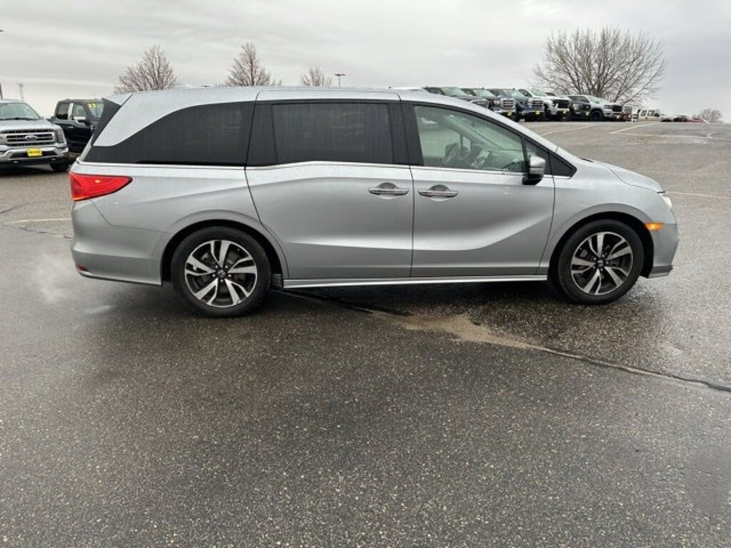 Used 2018 Honda Odyssey Elite Van