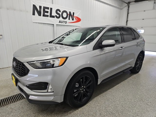 2023 Ford Edge ST-Line photo 4