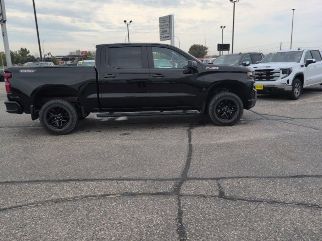 Used 2022 Chevrolet Silverado 1500 LTD LT Trail Boss Truck Crew Cab