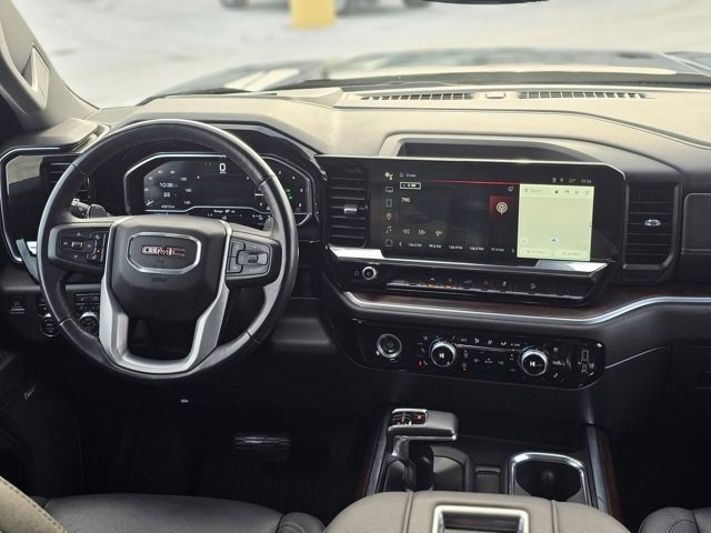 Used 2022 GMC Sierra 1500 SLT with VIN 3GTUUDED2NG676946 for sale in Fergus Falls, Minnesota