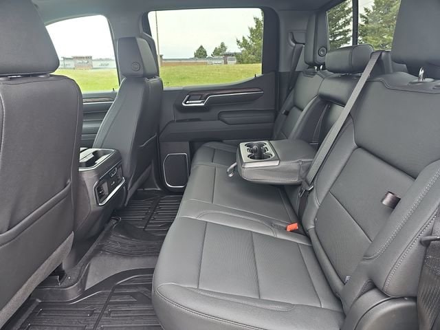 2026 GMC Sierra 1500 SLT - Photo 34