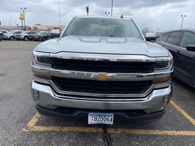 Used 2018 Chevrolet Silverado 1500 LT with VIN 2GCVKRECXJ1108140 for sale in Fergus Falls, Minnesota