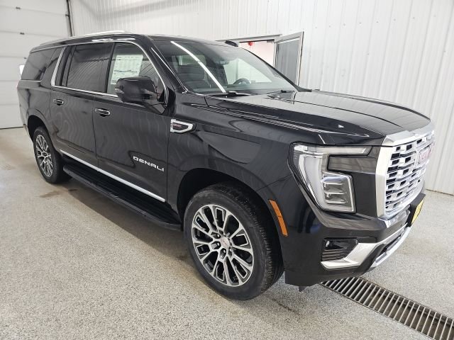 2026 GMC Yukon XL Denali - Photo 6