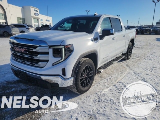 2022 GMC Sierra 1500 SLE's photo