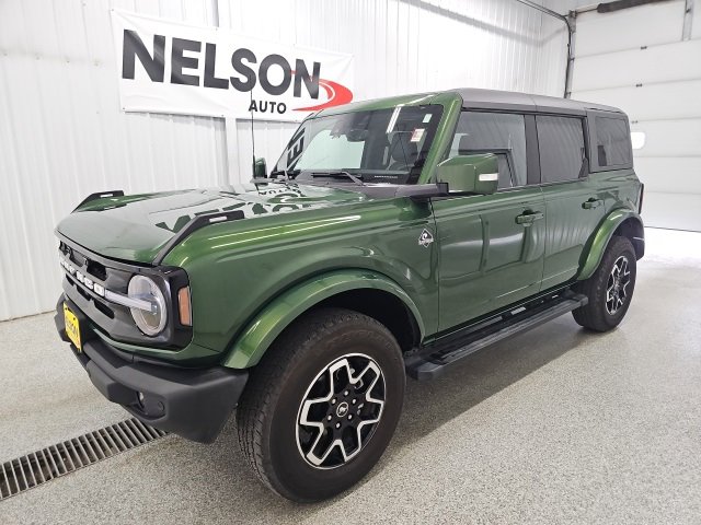 2024 Ford Bronco Outer Banks photo 4
