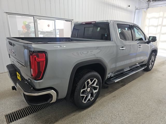 2026 GMC Sierra 1500 SLT - Photo 7