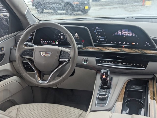 Used 2022 Cadillac Escalade Premium Luxury Platinum with VIN 1GYS4DKL0NR150828 for sale in Fergus Falls, Minnesota