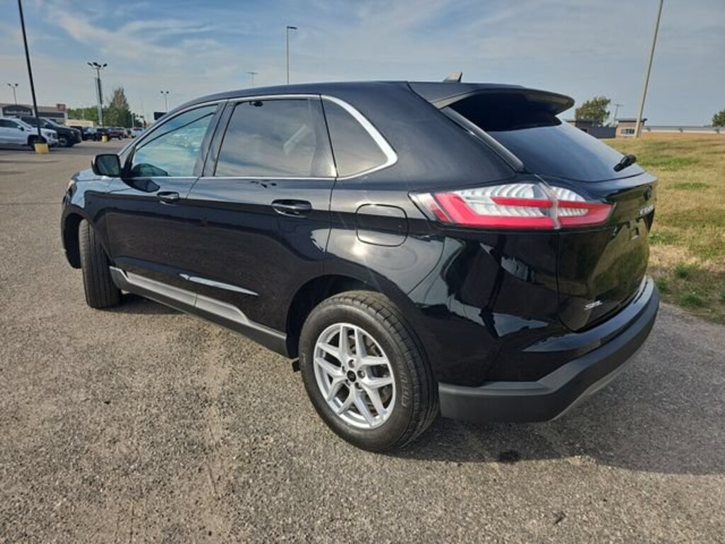 Used 2024 Ford Edge SEL SUV
