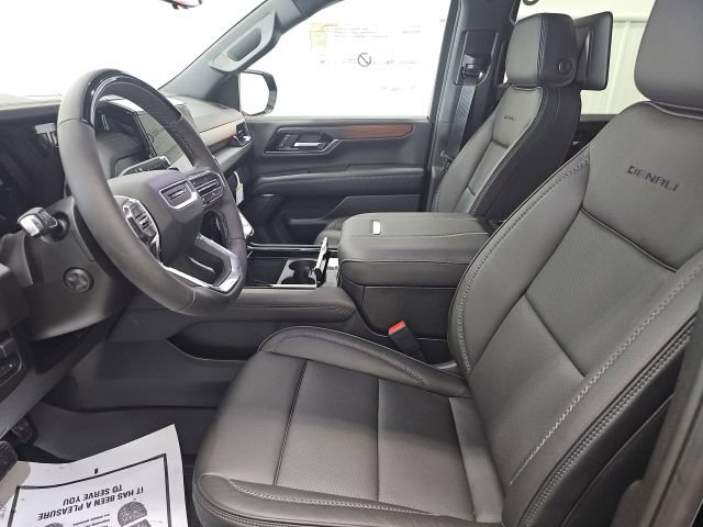 2026 GMC Yukon XL Denali - Photo 24