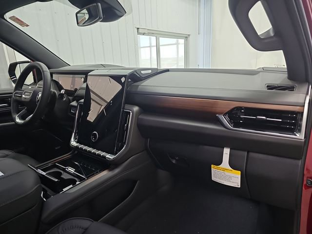 2026 GMC Yukon XL Denali - Photo 28
