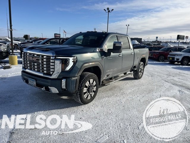 2024 GMC Sierra 3500HD Denali's photo