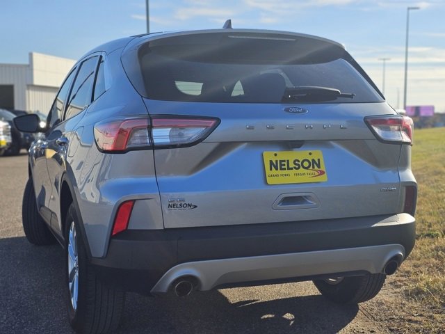 2022 Ford Escape SE photo 3
