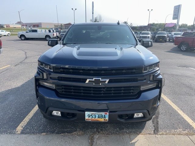 Used 2019 Chevrolet Silverado 1500 RST with VIN 1GCUYEED6KZ126624 for sale in Fergus Falls, MN