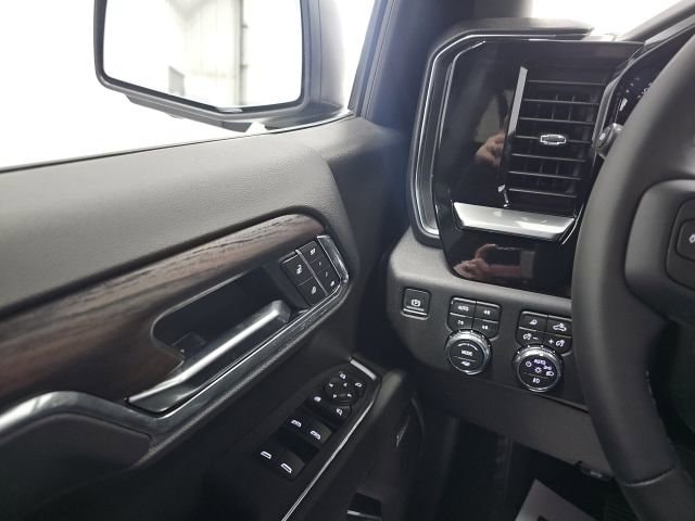 2026 GMC Sierra 1500 SLT - Photo 25