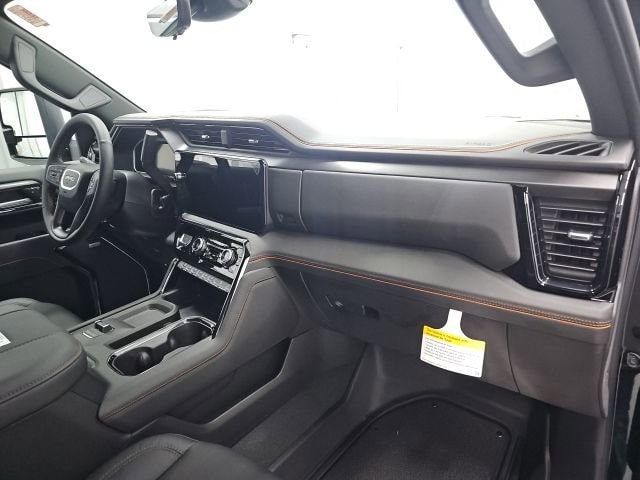 2026 GMC Sierra 2500HD AT4 - Photo 11