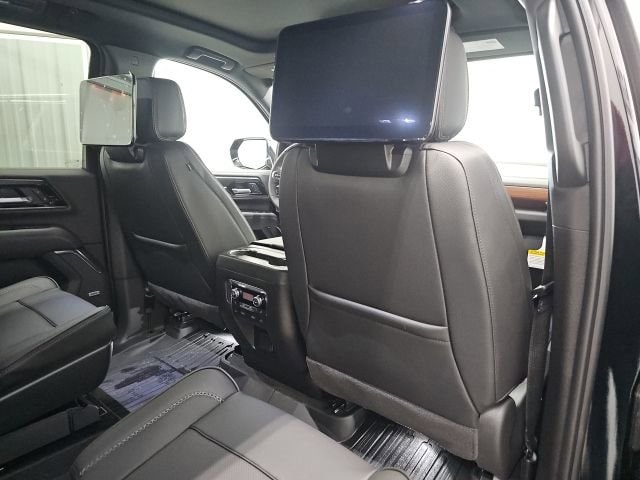 2026 GMC Yukon XL Denali - Photo 14