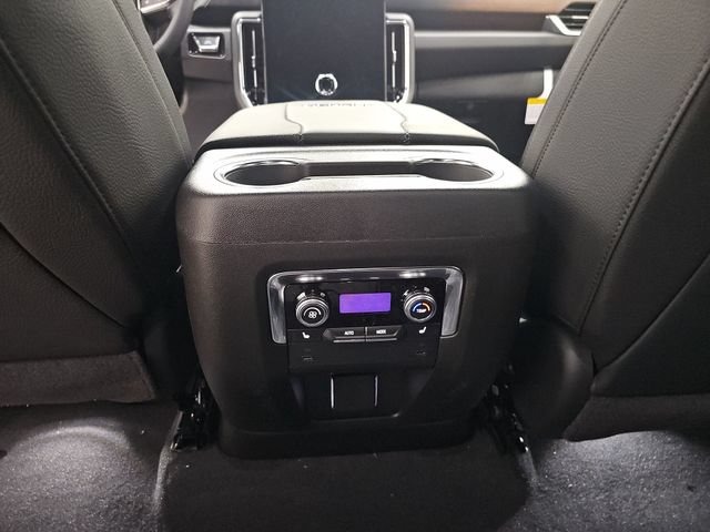 2026 GMC Yukon XL Denali - Photo 42