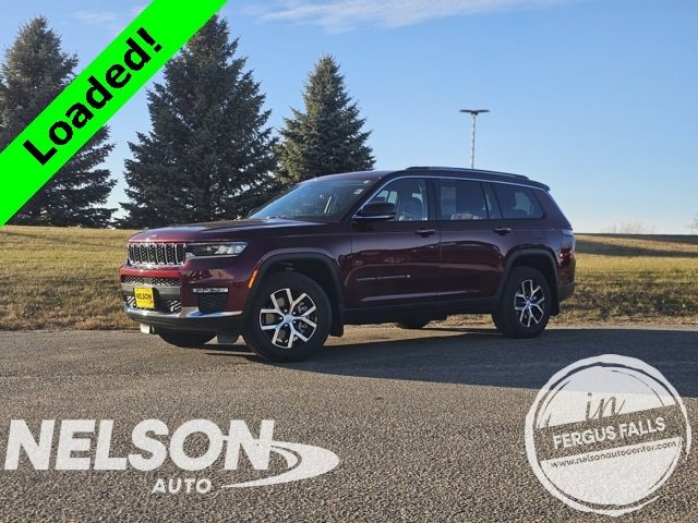 2023 Jeep Grand Cherokee Limited photo 2