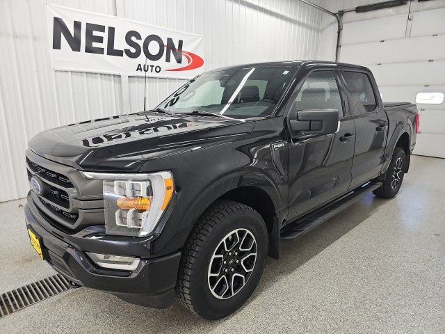 2022 Ford F-150 XLT photo 2